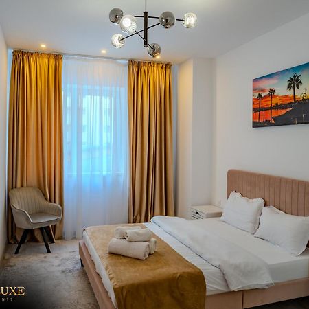 Yamaluxe Apartments - Silent & Primitive With Relaxing Area ブカレスト エクステリア 写真