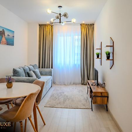 Yamaluxe Apartments - Silent & Primitive With Relaxing Area ブカレスト エクステリア 写真